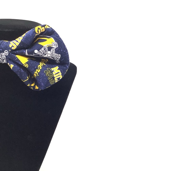 University of Michigan Handcrafted Bow Tie - 01 - Picture 3 of 13